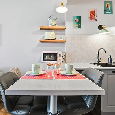 Dom wakacyjny Happy Days Port Ambonne Renovated One-bedroom With Terrace Agde